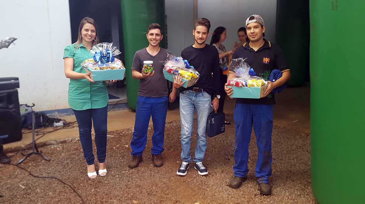 Ganhadores do Desafio Quantos M&M's existem dentro do pote - Hidroenergia