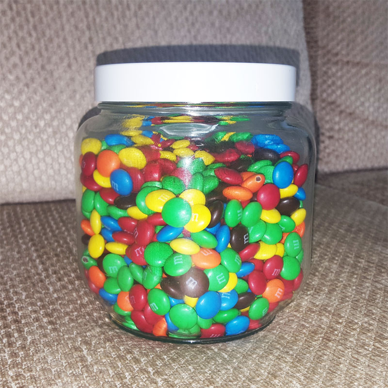 Quantos M&Ms existem dentro do pote - Hidroenergia