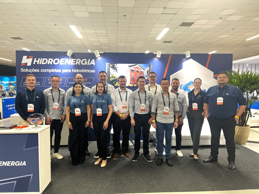 OK_Hidroenergia-9ª-CNPC-AbraPCH-equipe-no- estande-25-02-2026 (1)